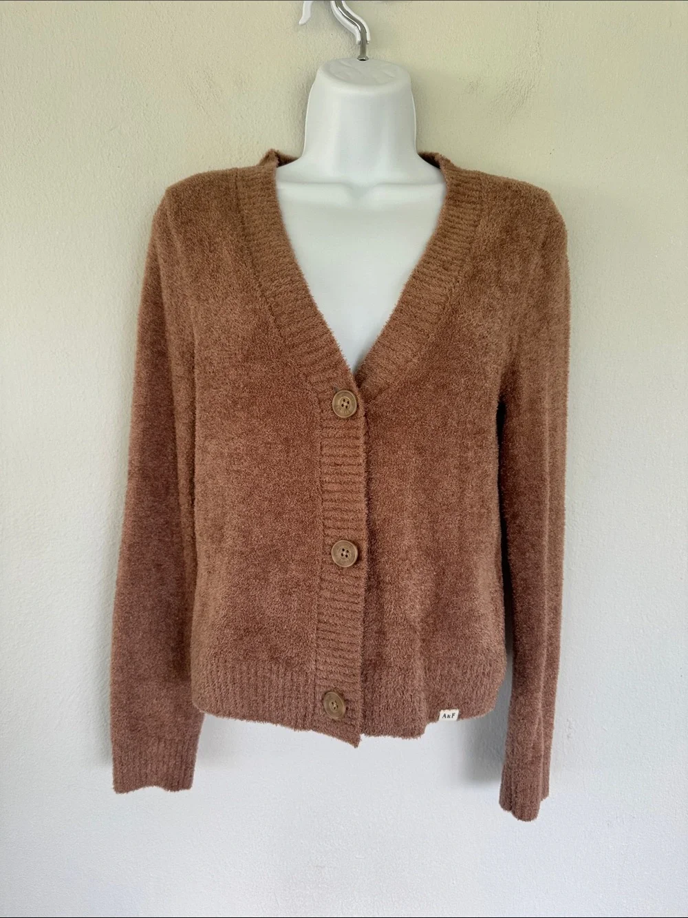 Abercrombie kids light brown fuzzy chenille button front cardigan sweater 13/14
